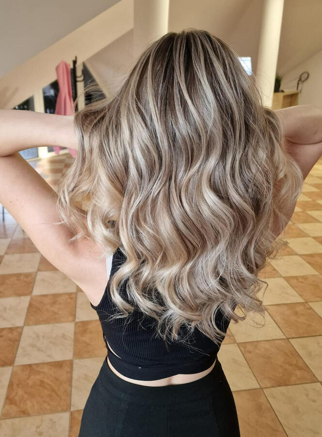 Modelowanie Modelowanie włosów w salonie fryzjerskim Katarzyna Wójcik